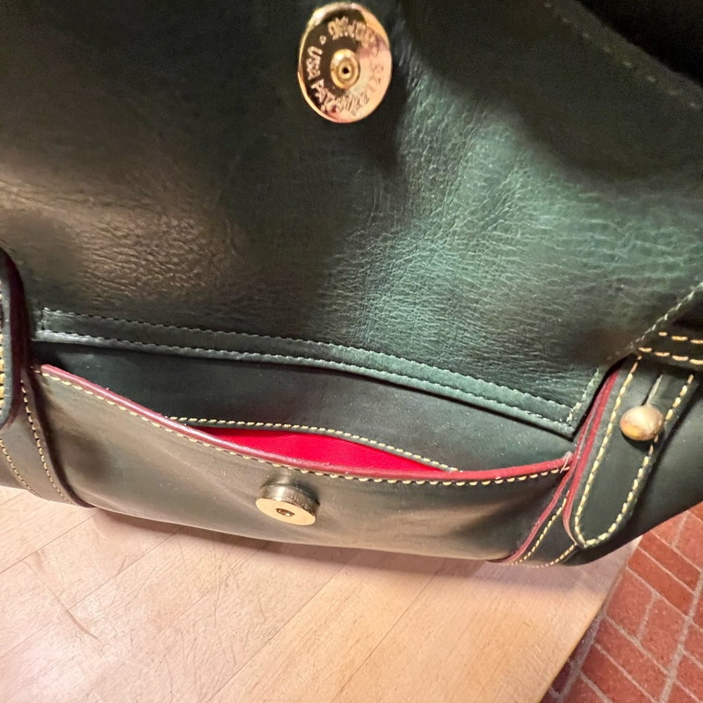 Dooney and Bourke Large Flap Pocket Shoulder Tote Satchel Beautiful Dark Green - Picture 9 of 11